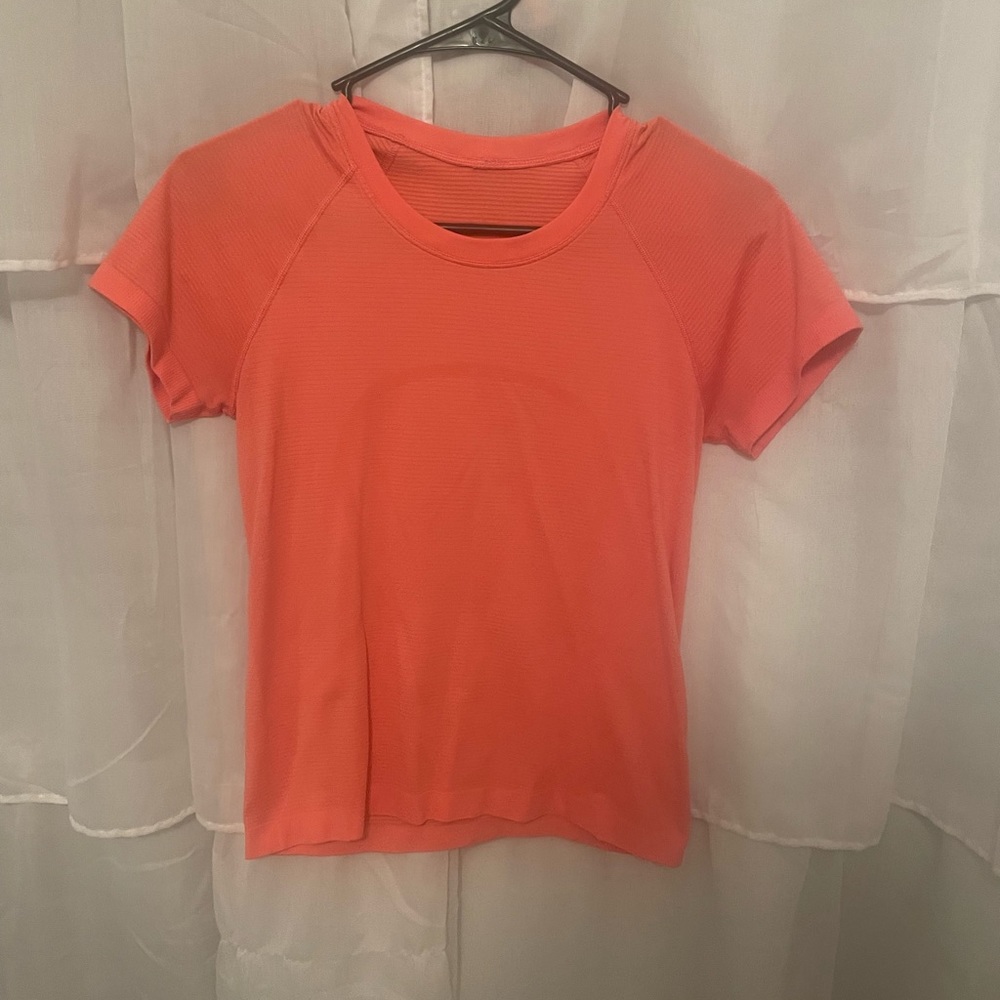 cropped swiftly tech shirt